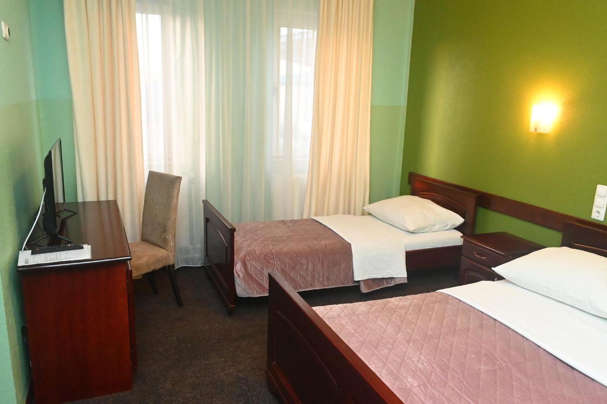 Motel Atlantis Prijedor Buitenkant foto